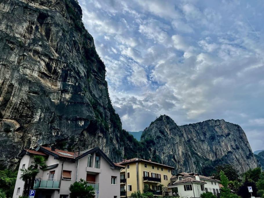 La Dolce Vita - Arco Luaran gambar